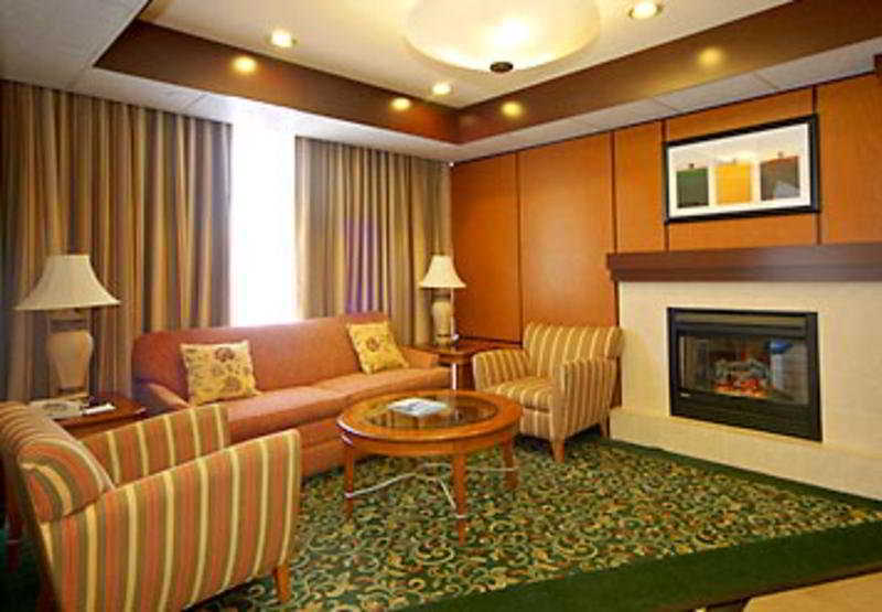 Comfort Inn & Suites Oakland Airport Beltér fotó